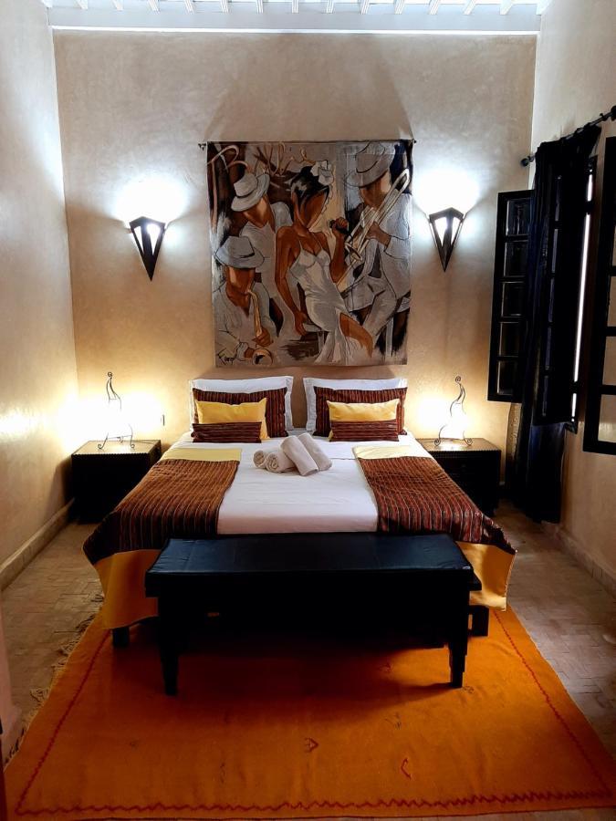 Riad Dar Assalama Terrasse Vue Mer 에사우이라 객실 사진